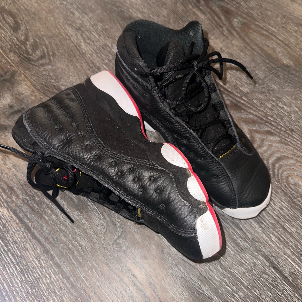 Jordan 13 - Boys Sz: 6